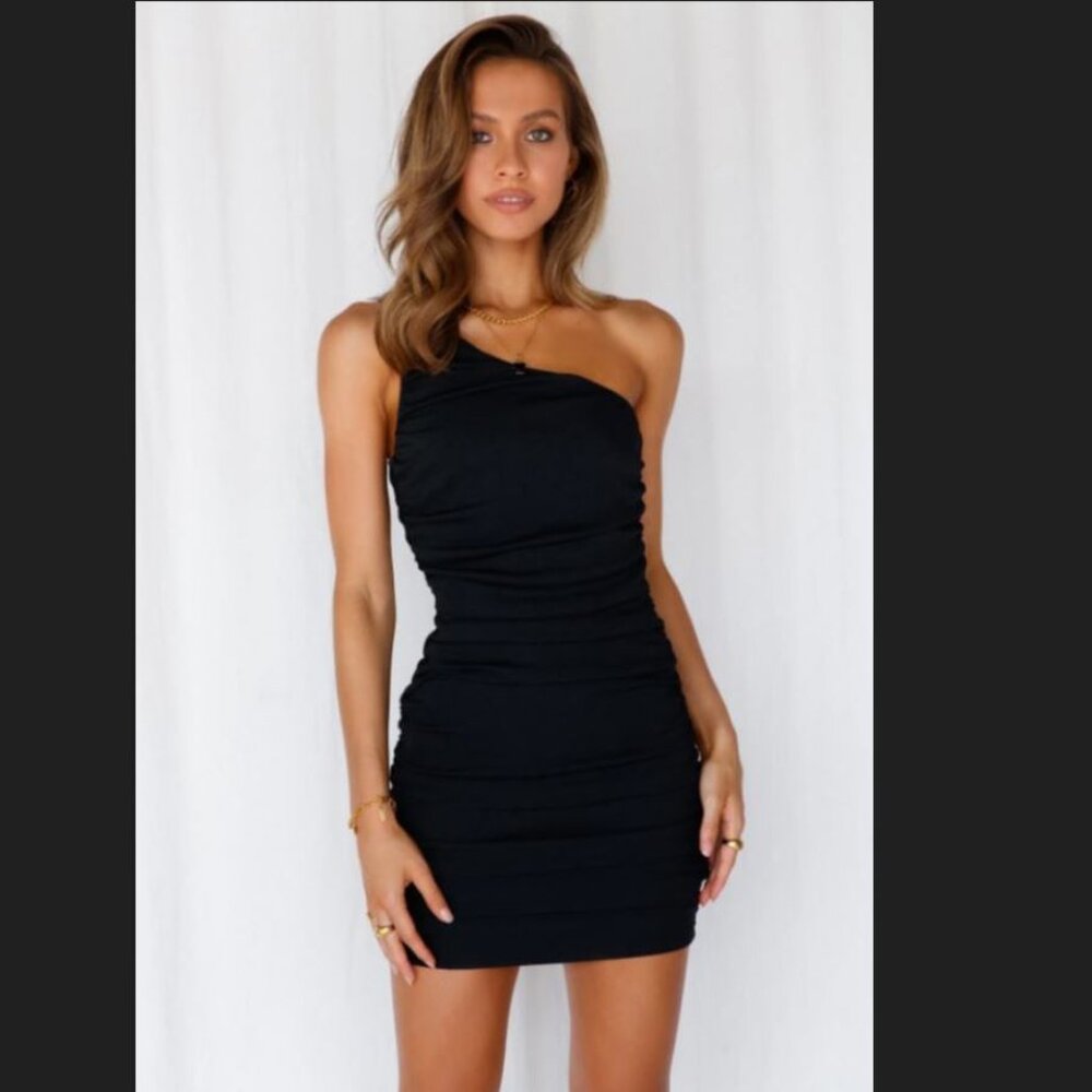 NWT! HELLO MOLLY VLOGGER DRESS BLACK - SIZE L